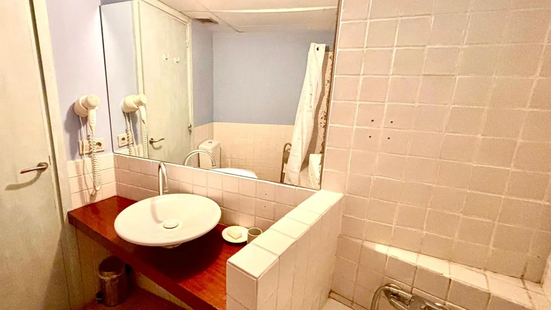 Aparthotel El Fort D'Ullastret